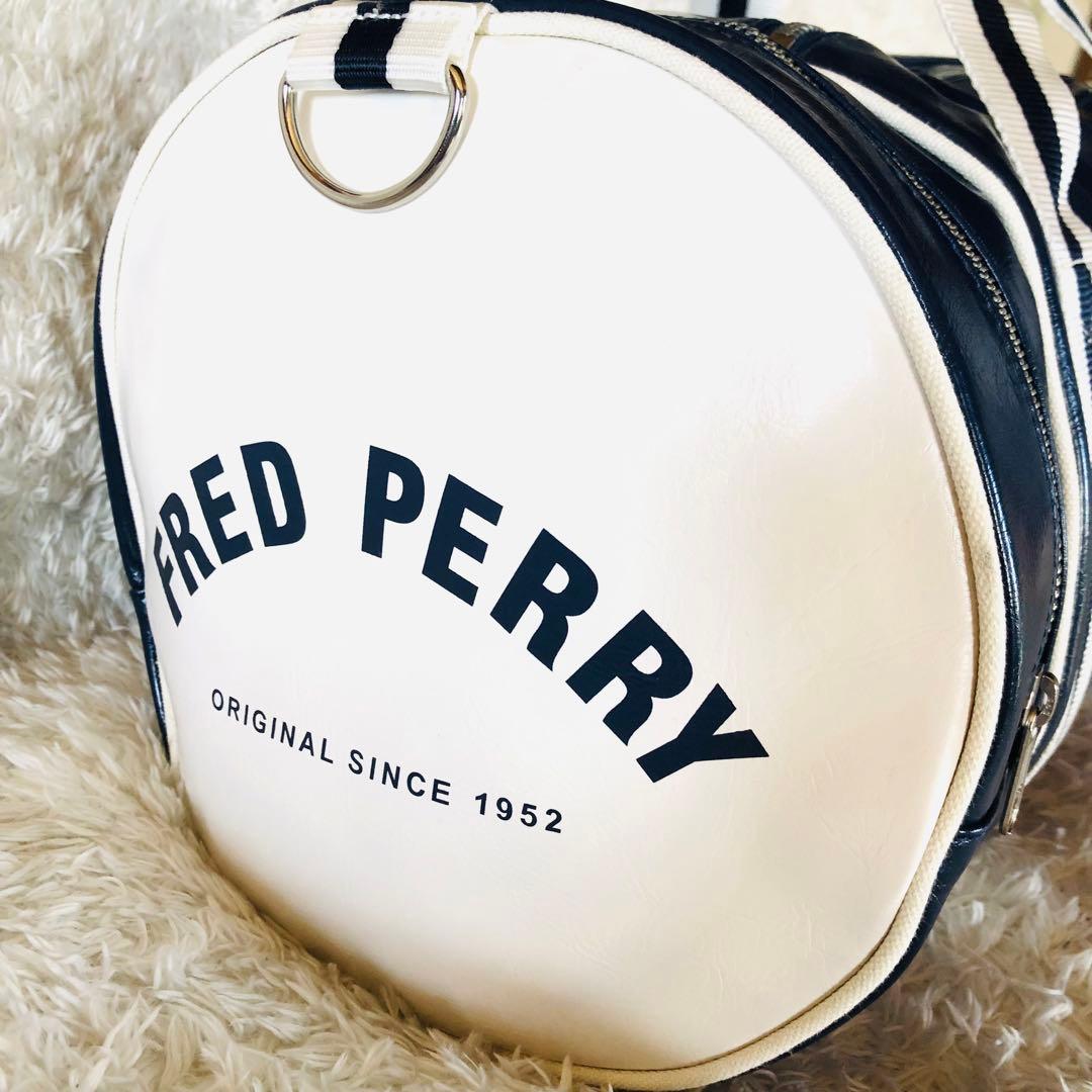 未使用✨フレッドペリー 2WAYボストンバック PVC 大容量 ネイビー 完売