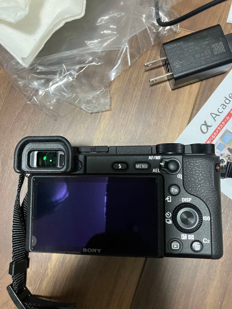 SONY α6400 パワーズームキット ILCE-6400L
