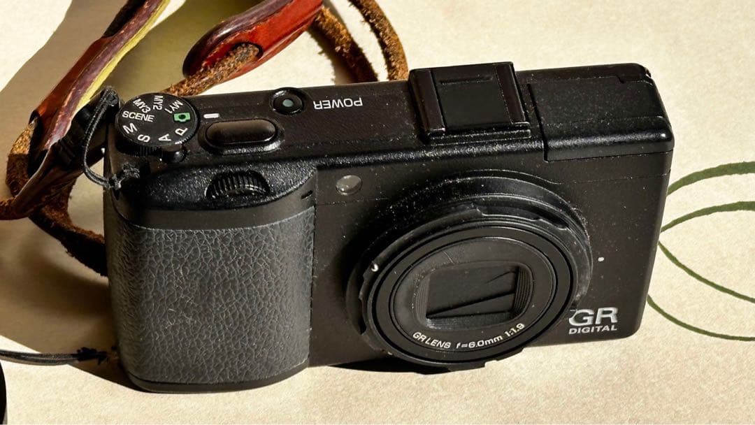 RICOH GR DIGITAL III レンズ付き