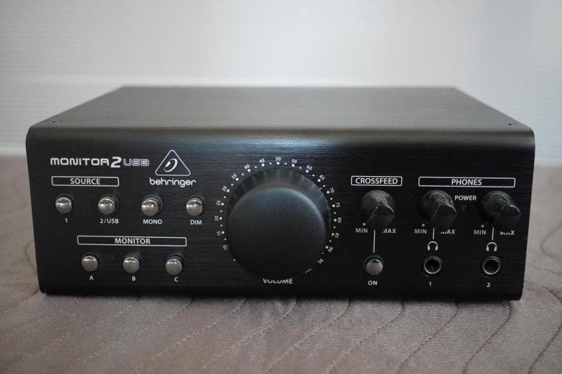 Behringer MONITOR2USB(XLR入出力)