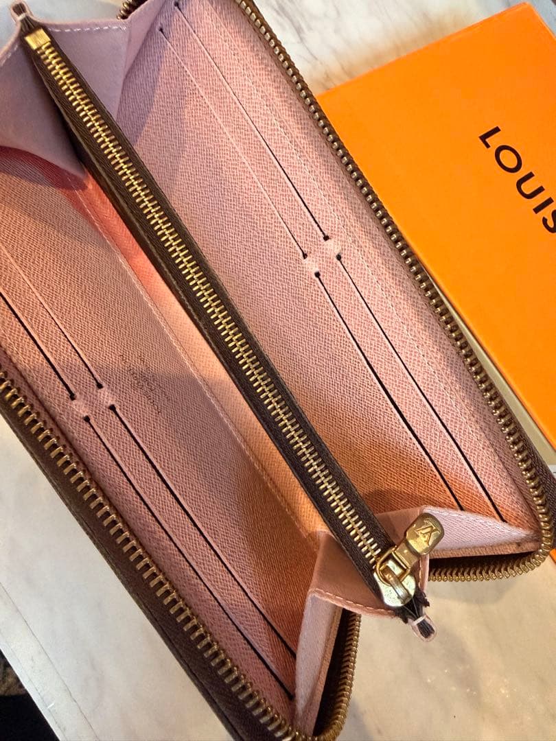 キ*ー様 ルイヴィトン モノグラム ポルトフォイユ クレマンス ローズバレリーヌ