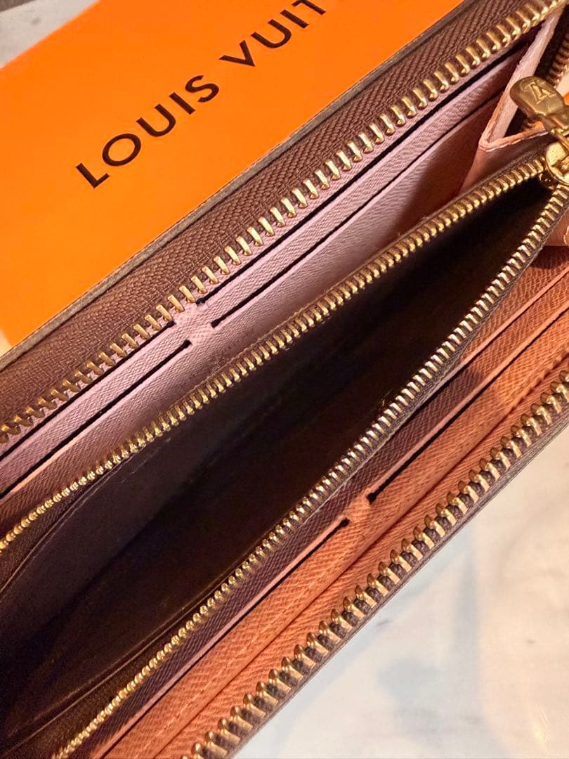 キ*ー様 ルイヴィトン モノグラム ポルトフォイユ クレマンス ローズバレリーヌ