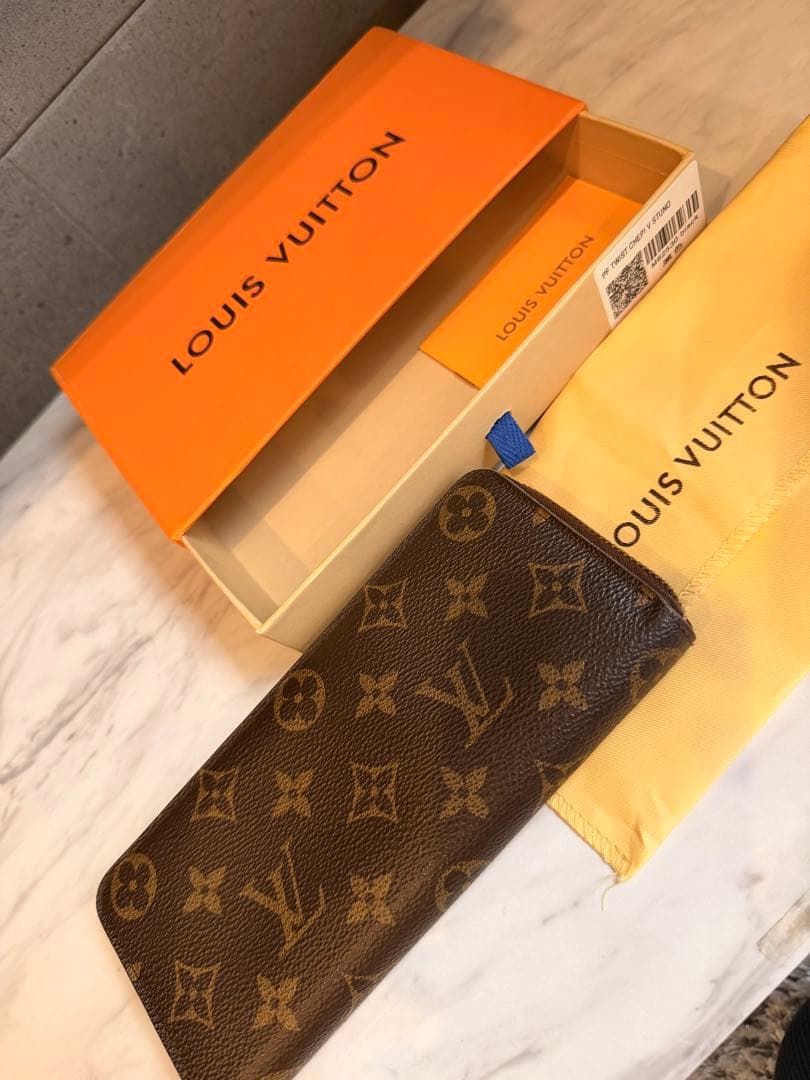 キ*ー様 ルイヴィトン モノグラム ポルトフォイユ クレマンス ローズバレリーヌ