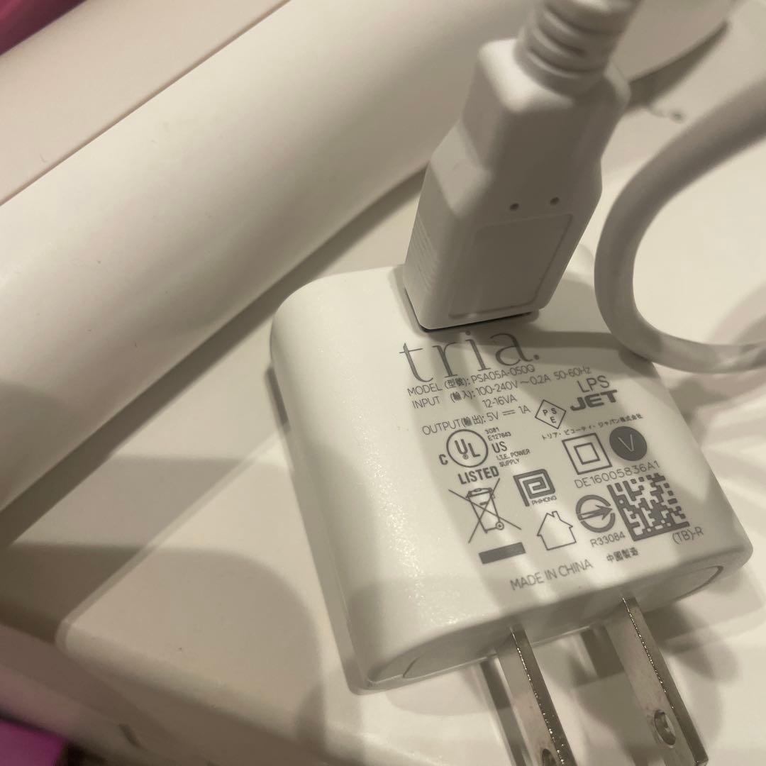 美品　トリア　スキン　エイジングケア　レーザー　ホワイト