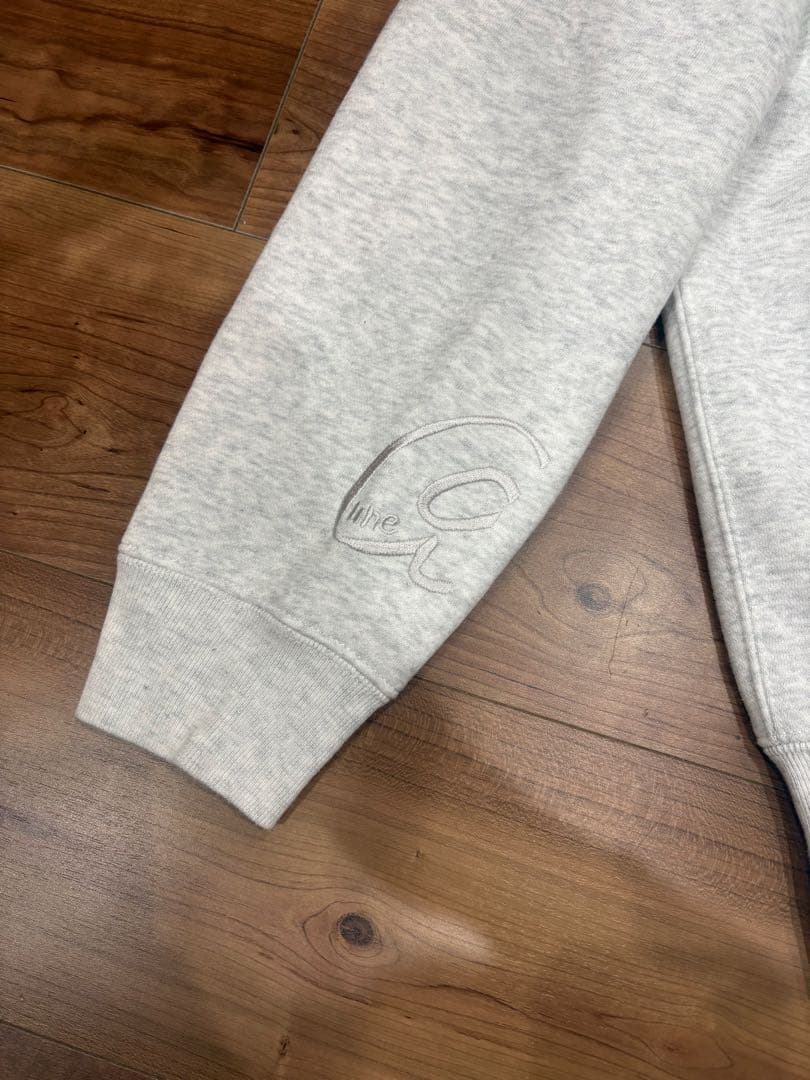 中村アンさん　ファンクラブ　グッズ　トレーナー　パーカー