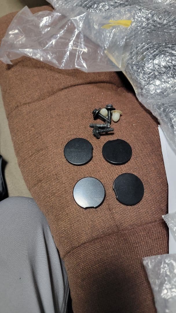 200 ハイエース　純正リヤスポイラー　209