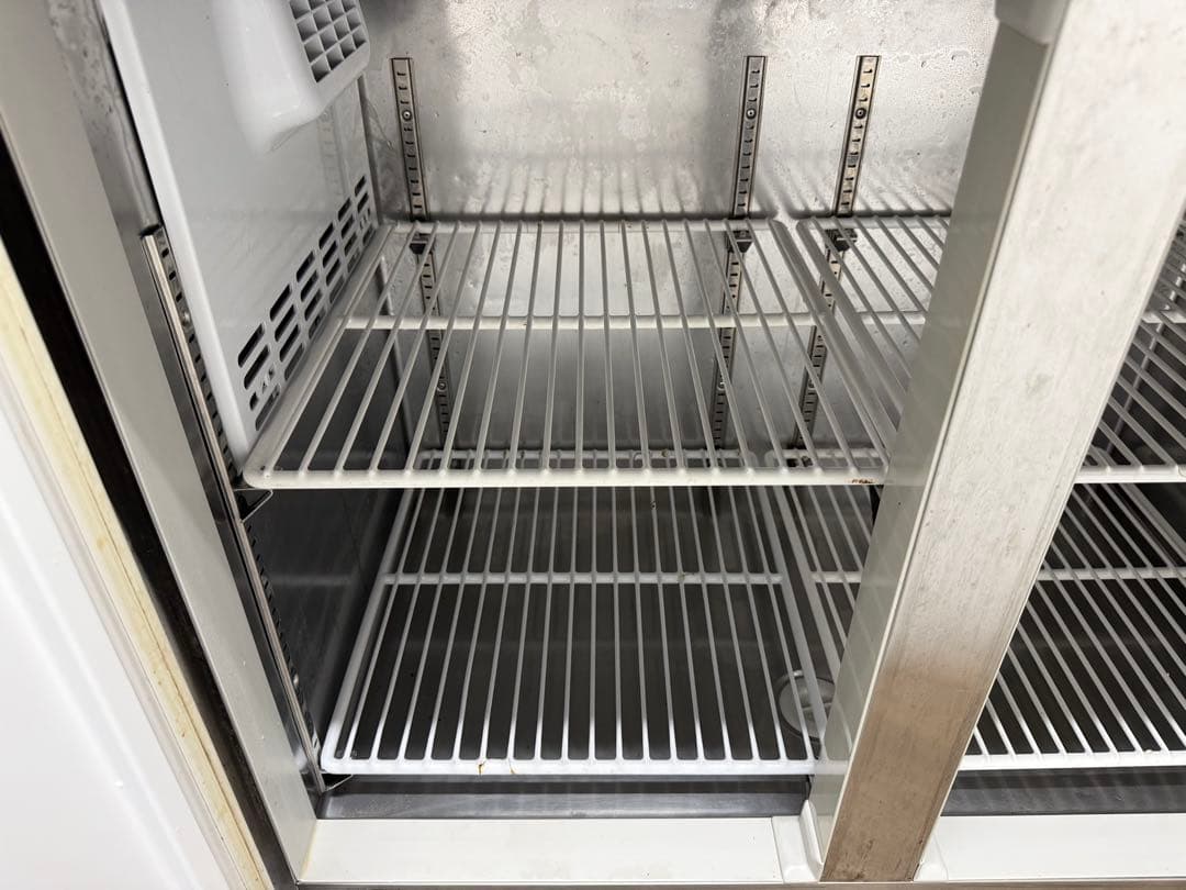 大和冷機　業務用　台下冷蔵庫　コールドテーブル　厨房　飲食店　４１６１CD-EC