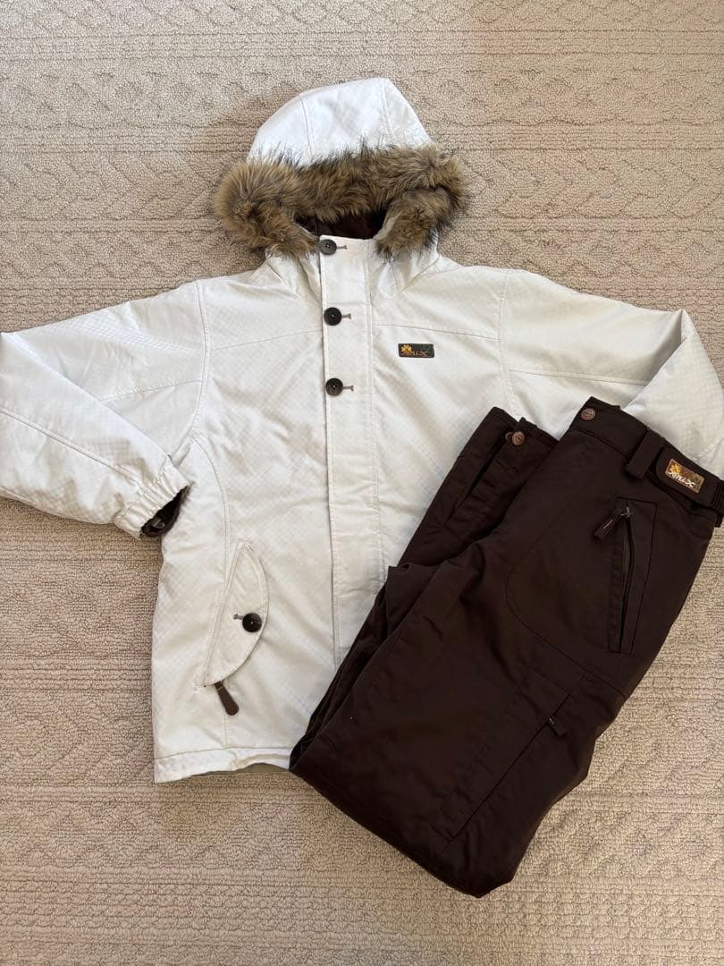 Xnixスキー／スノボウェア レディース　上下 フェニックス 防寒 装備充実