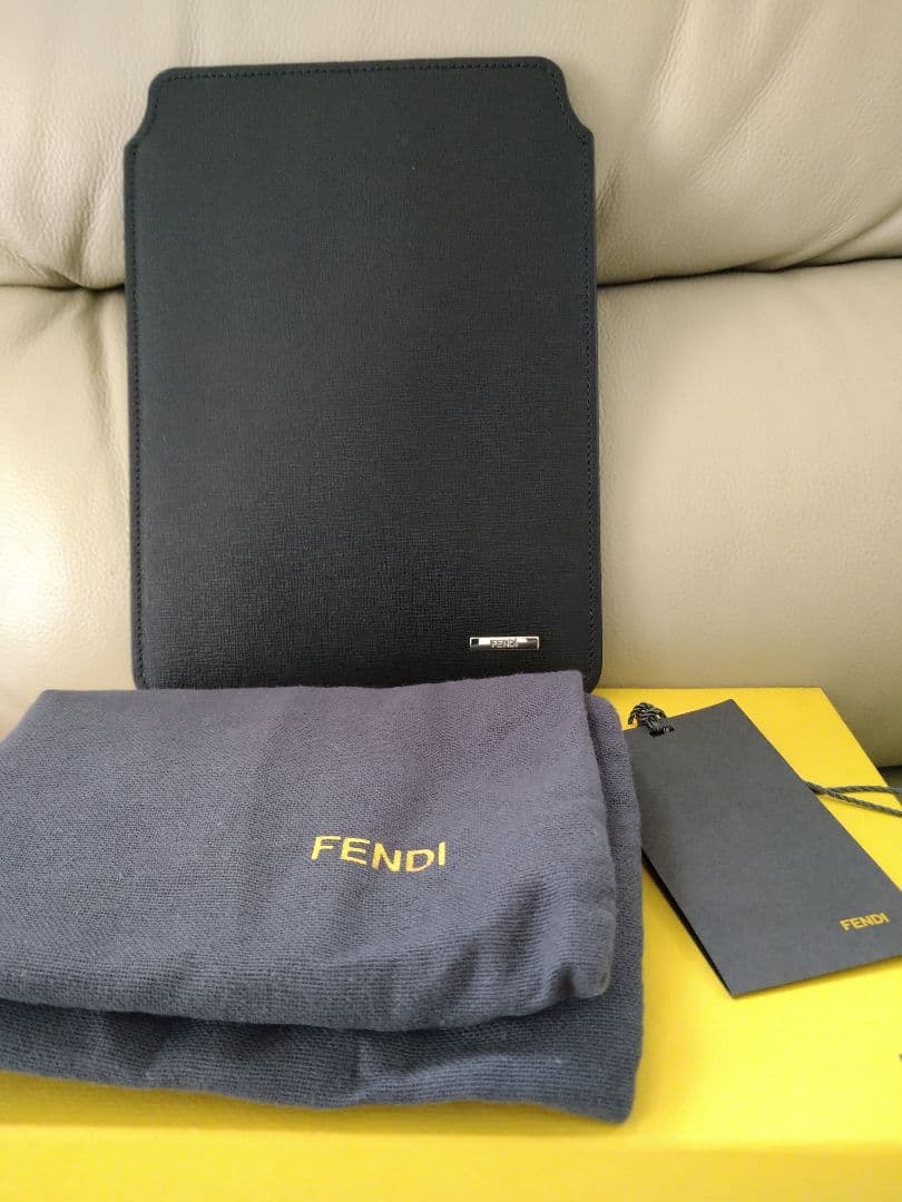 FENDI iPad mini ケース ブラック PVC 箱付きフェンディケース