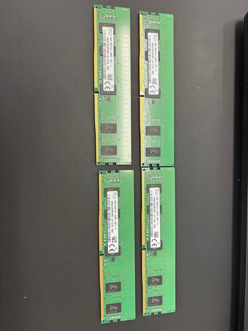 SK Hynix DDR4-2400T 32GB(8GB x 2枚）