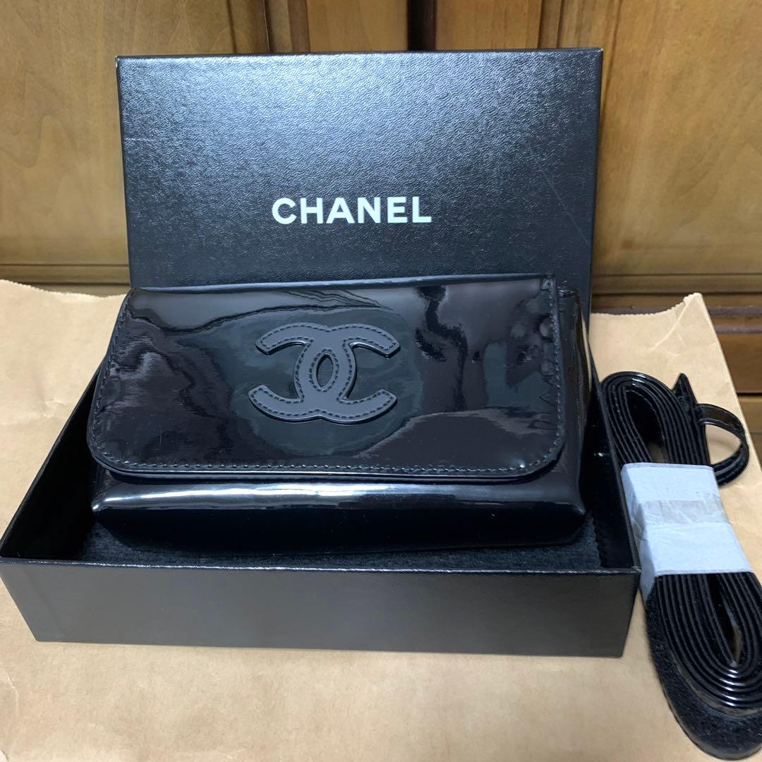 美品！シャネルCHANEL ウエストポーチ ボディバック エナメル仕様