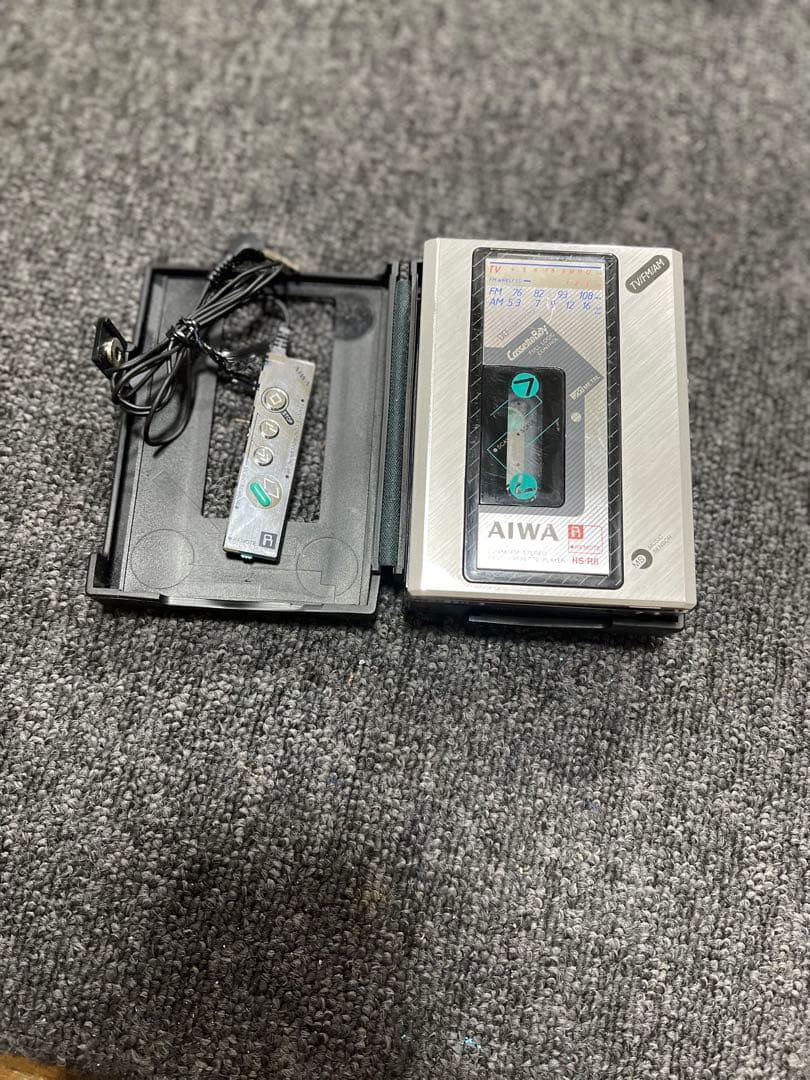 AIWA カセットプレーヤー HS-R8 (ジャンク品)