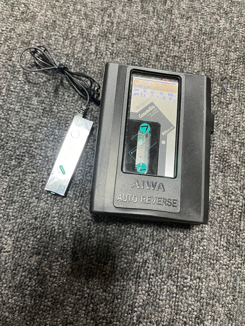 AIWA カセットプレーヤー HS-R8 (ジャンク品)