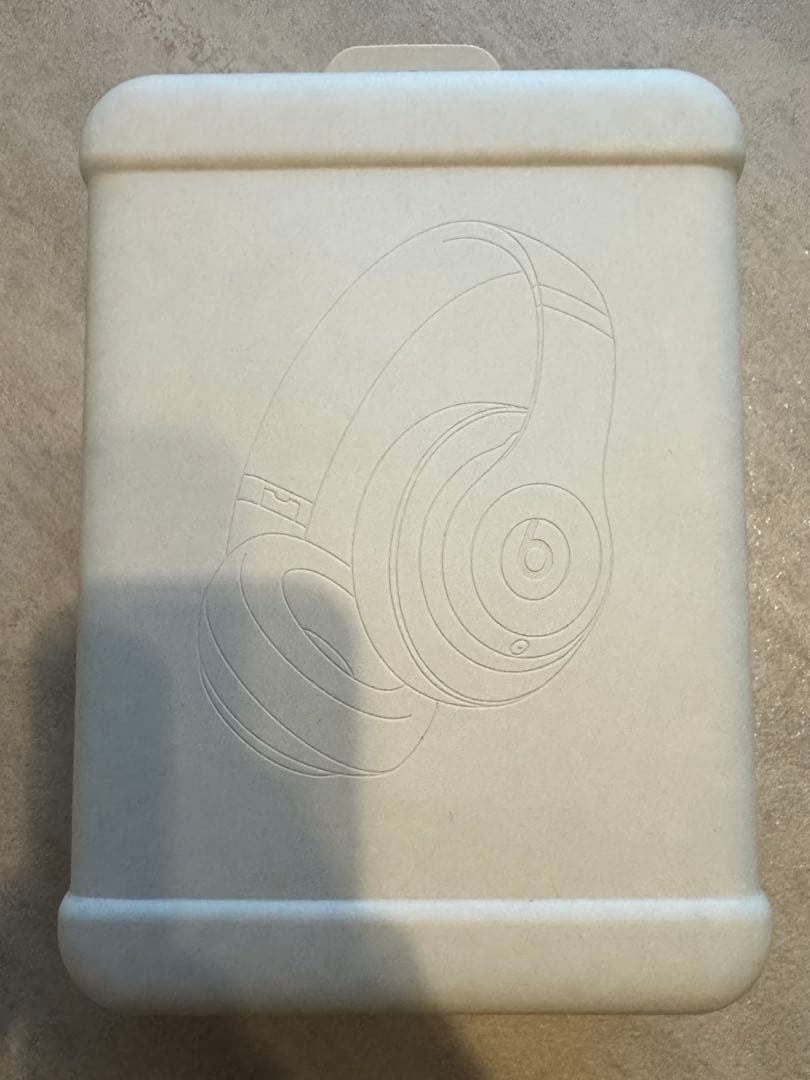 Beats Studio Pro ブラック