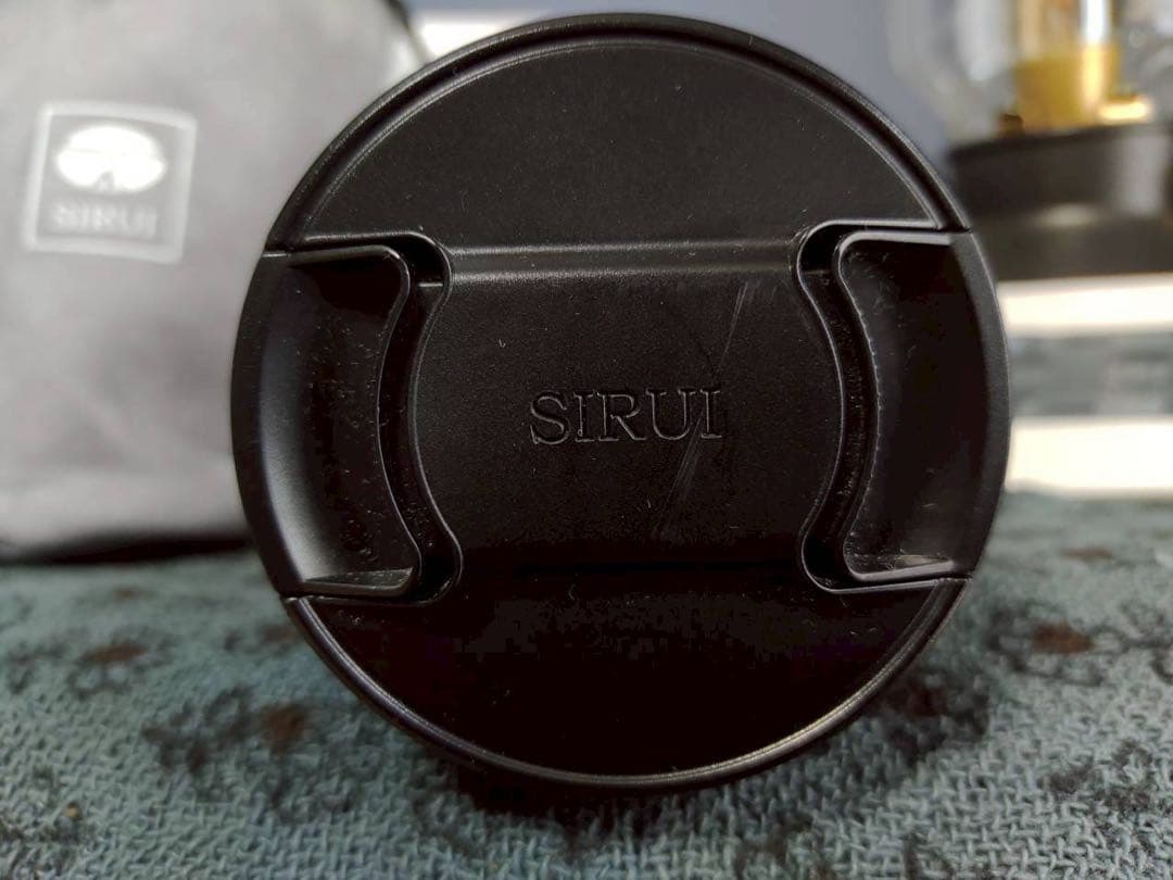 Sirui 35mm アナモルフィックレンズ MFT