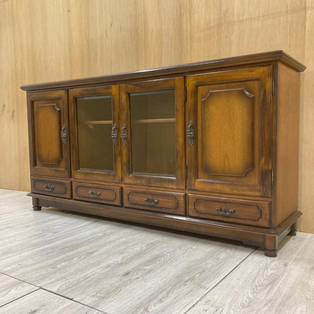 【カリモク】コロニアル　サイドボード　リビングボード　キャビネット