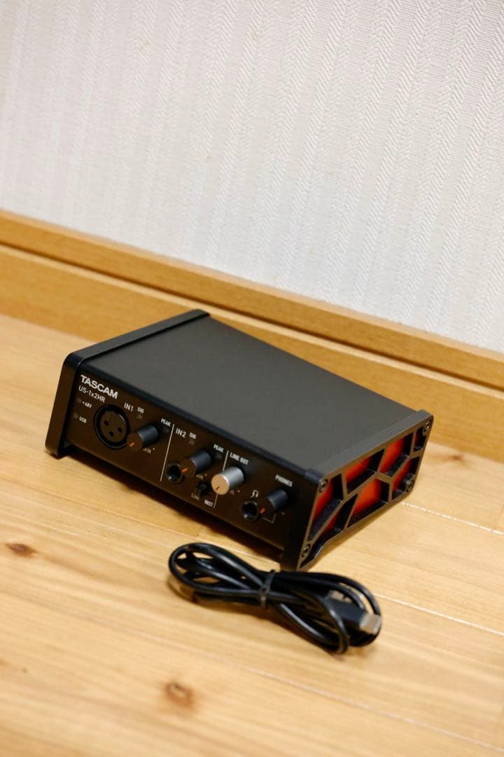 TASCAM US-1x2HR オーディオインターフェイス