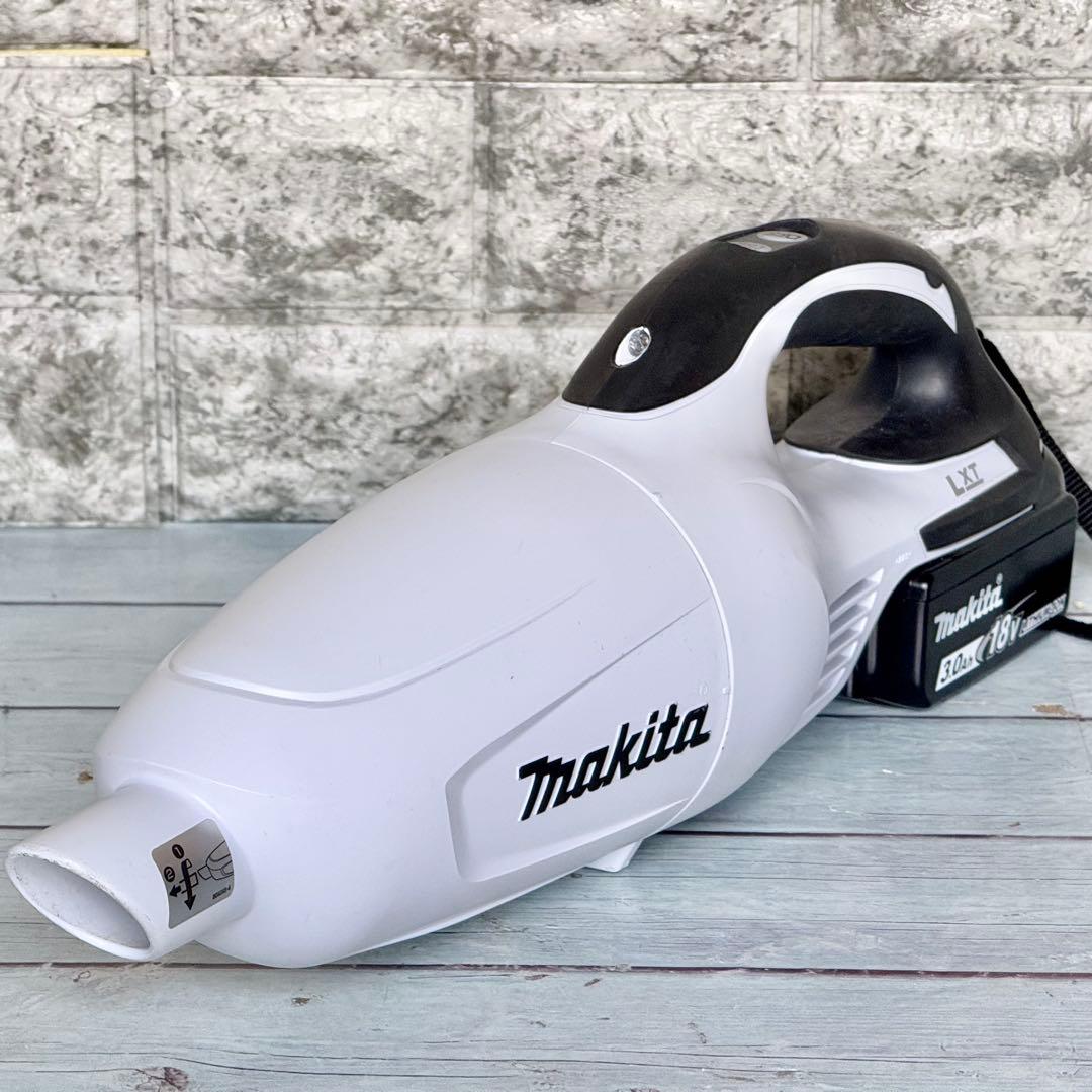 マキタ「CL181FDRFW」充電式クリーナー スタンド付き