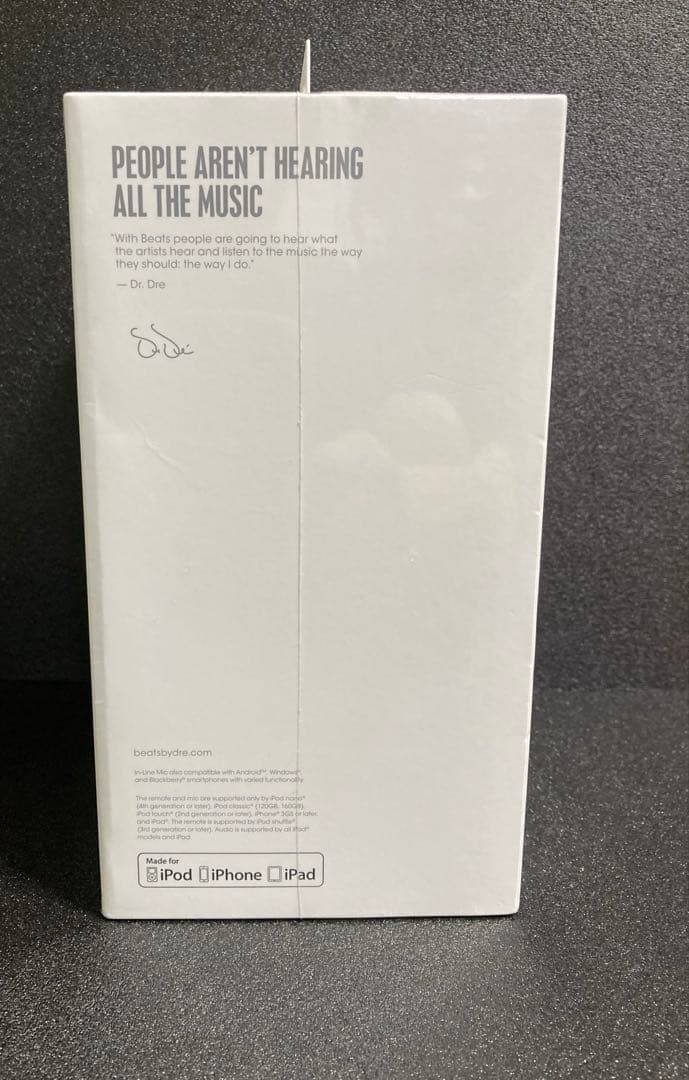 新品未開封 Beats by Dr.Dre Hello Kitty ハローキティ