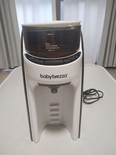 BabyBrezza ベビーブレッツァ ★全自動ミルクメーカー★