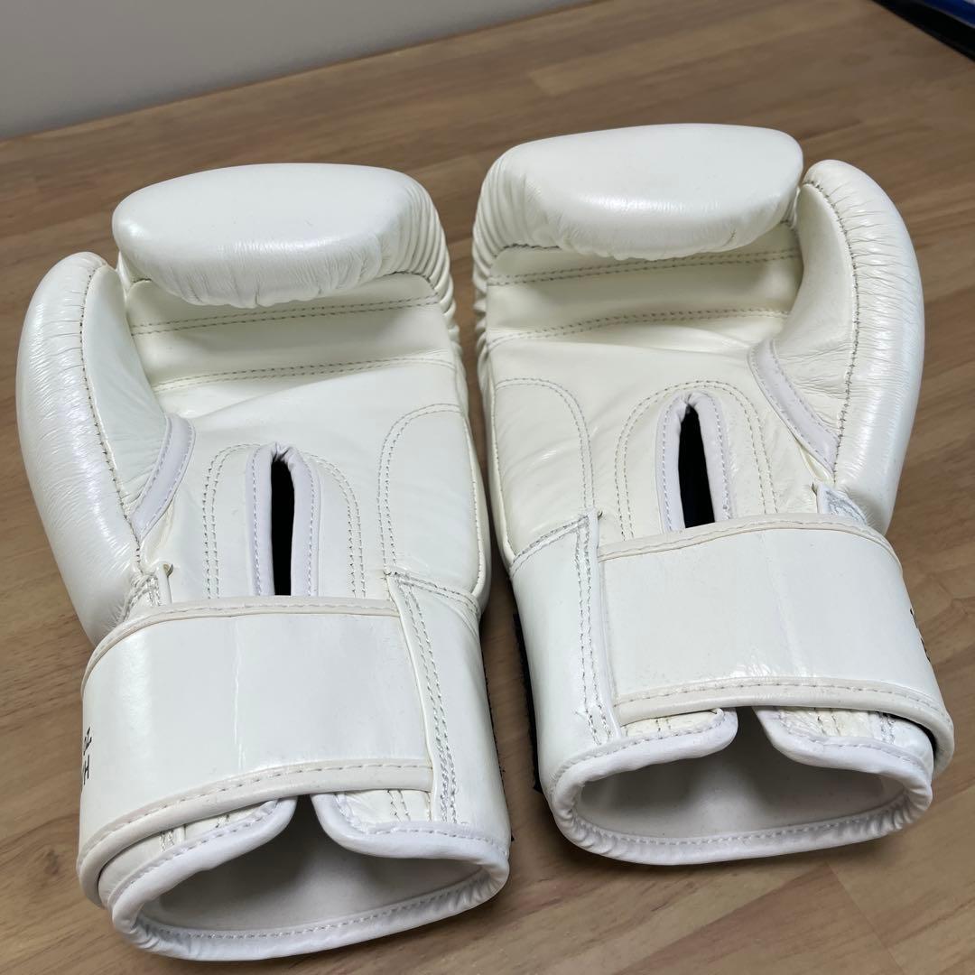 【最終値下げ】WINDY ボクシンググローブ ホワイト　10oz