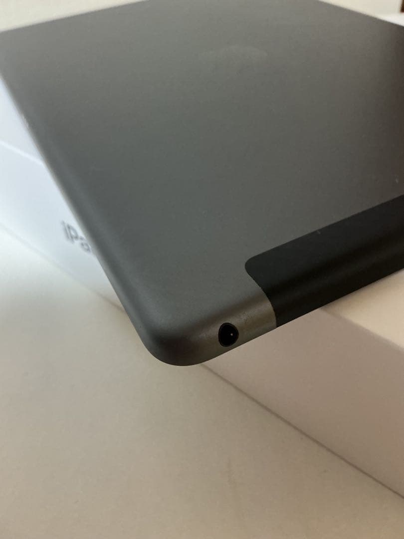 セール中❣️IPAD(第9世代)256GWi-Fi+Cellular⭐️超美品