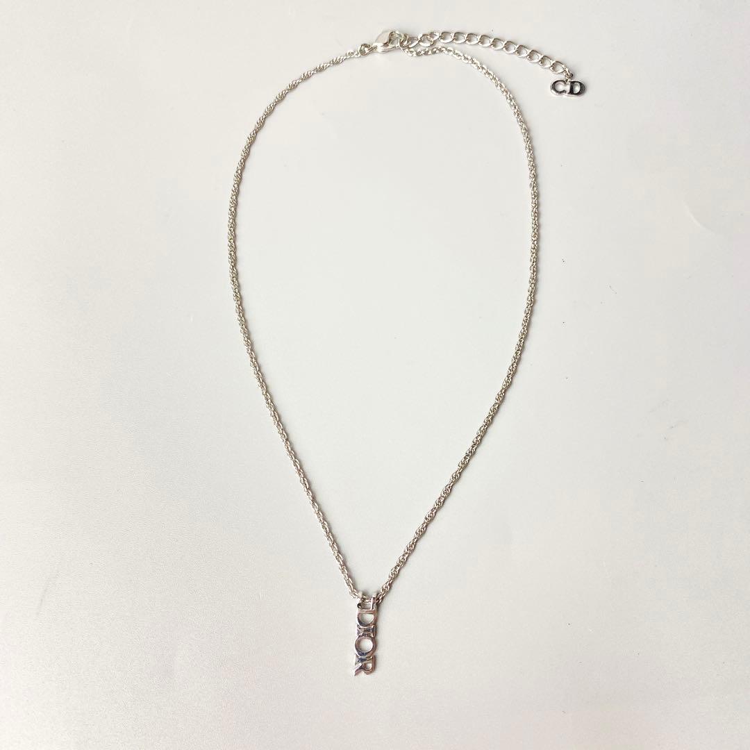 美品 DIOR ディオール ロゴ ネックレス シルバー