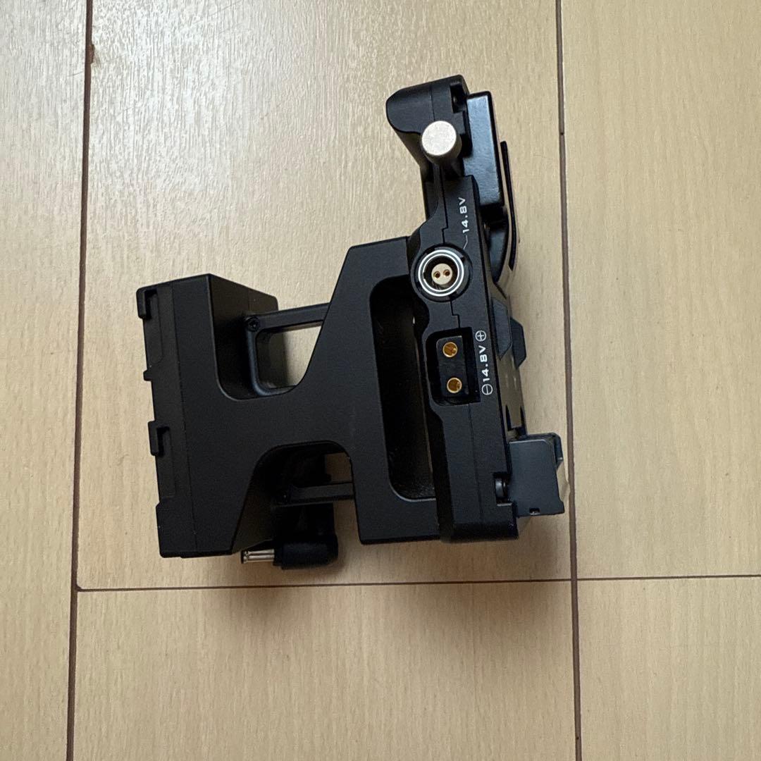 TILTA FX6用　Vマウントバッテリープレート