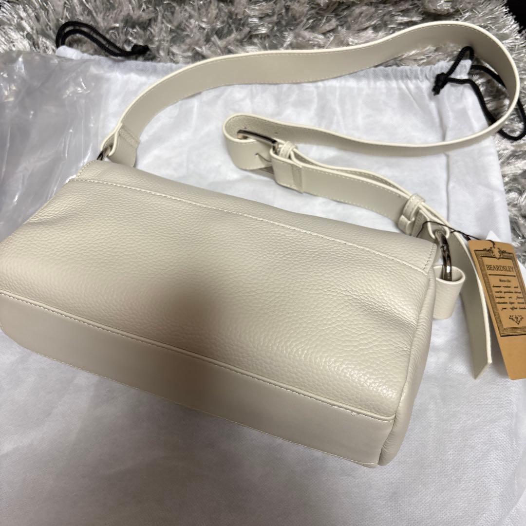 ビアズリー beardsley 牛革 ボディバッグ