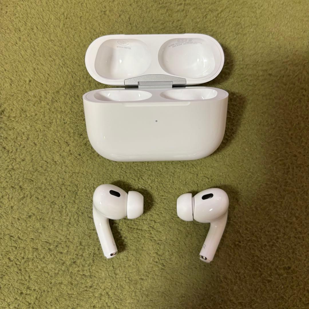 【正規品・未使用に近い】Apple AirPods Pro2 領収書有り