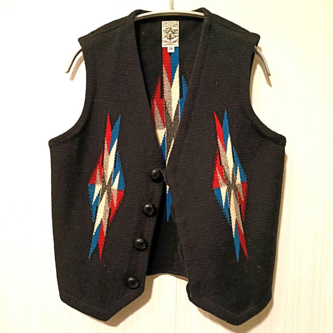 ※美品 オルテガ 100%ウール ベスト 36サイズ ブラック くるみボタン