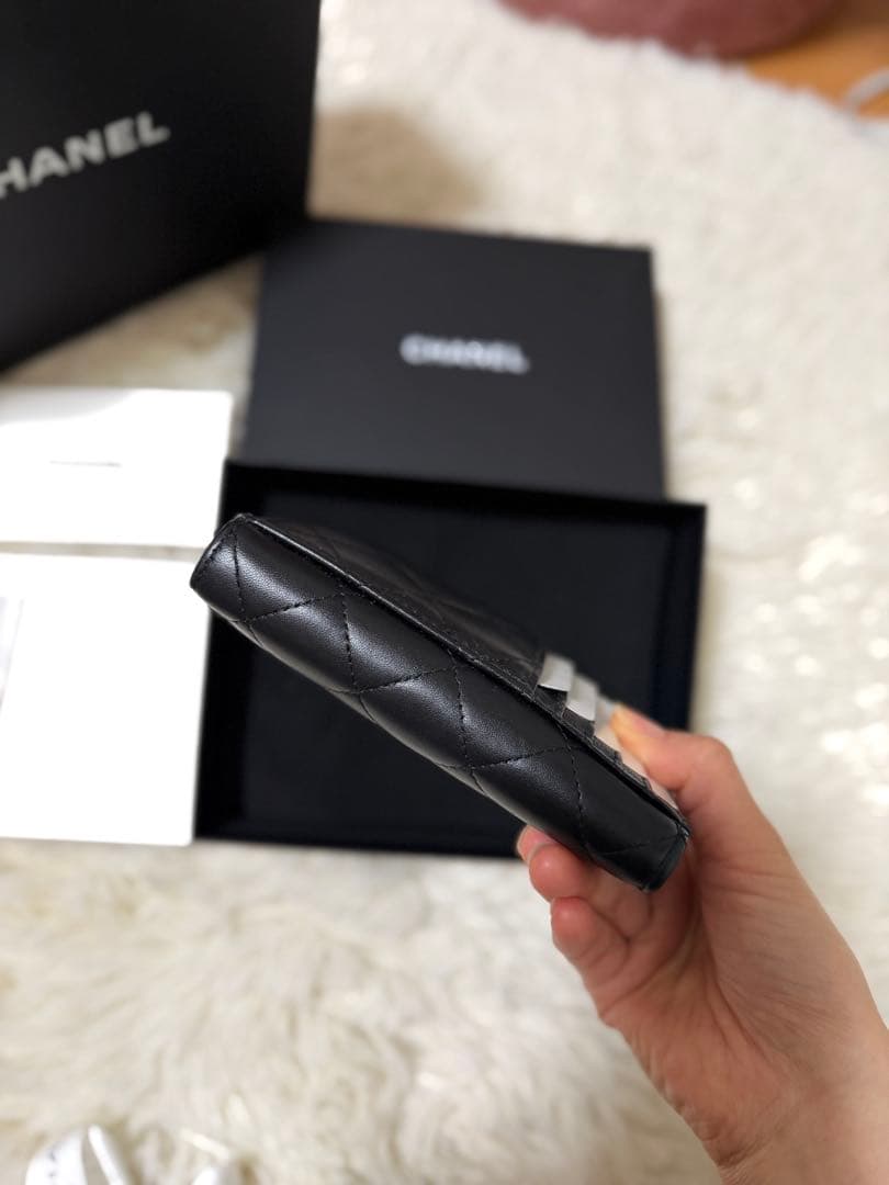【k❥❥❥ 】CHANEL ブラック フラグメントケース　ケース