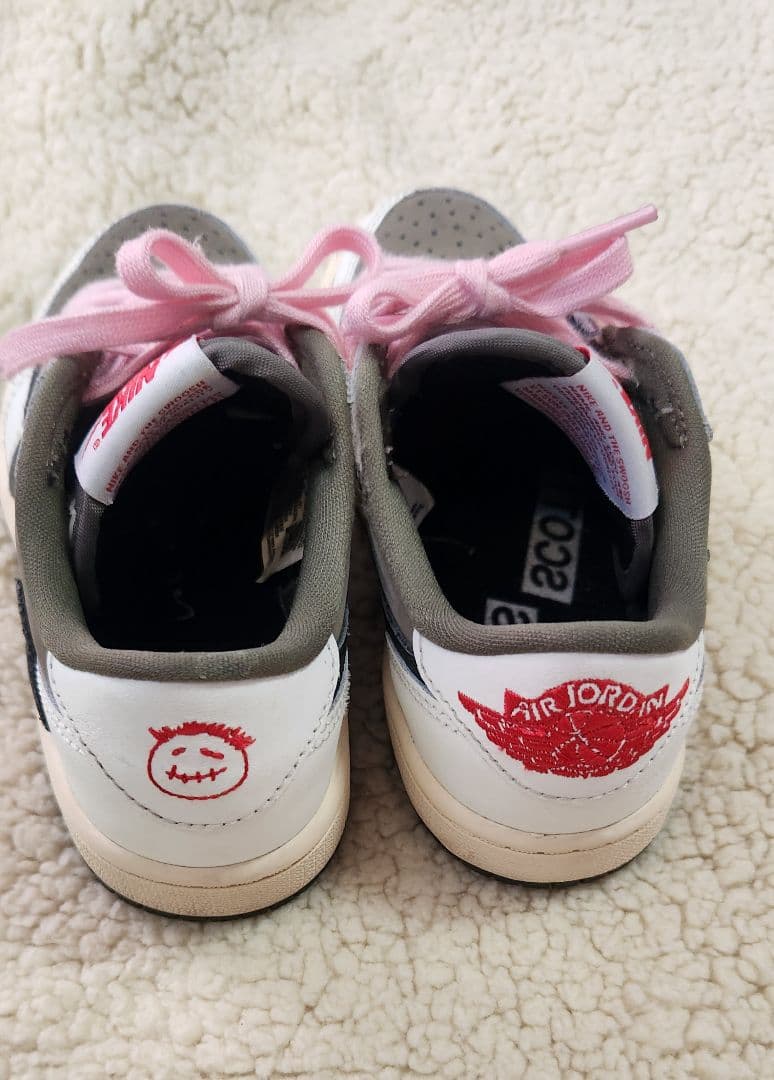 TravisScott×NikeAirJordan1\"ReverseOlive\"