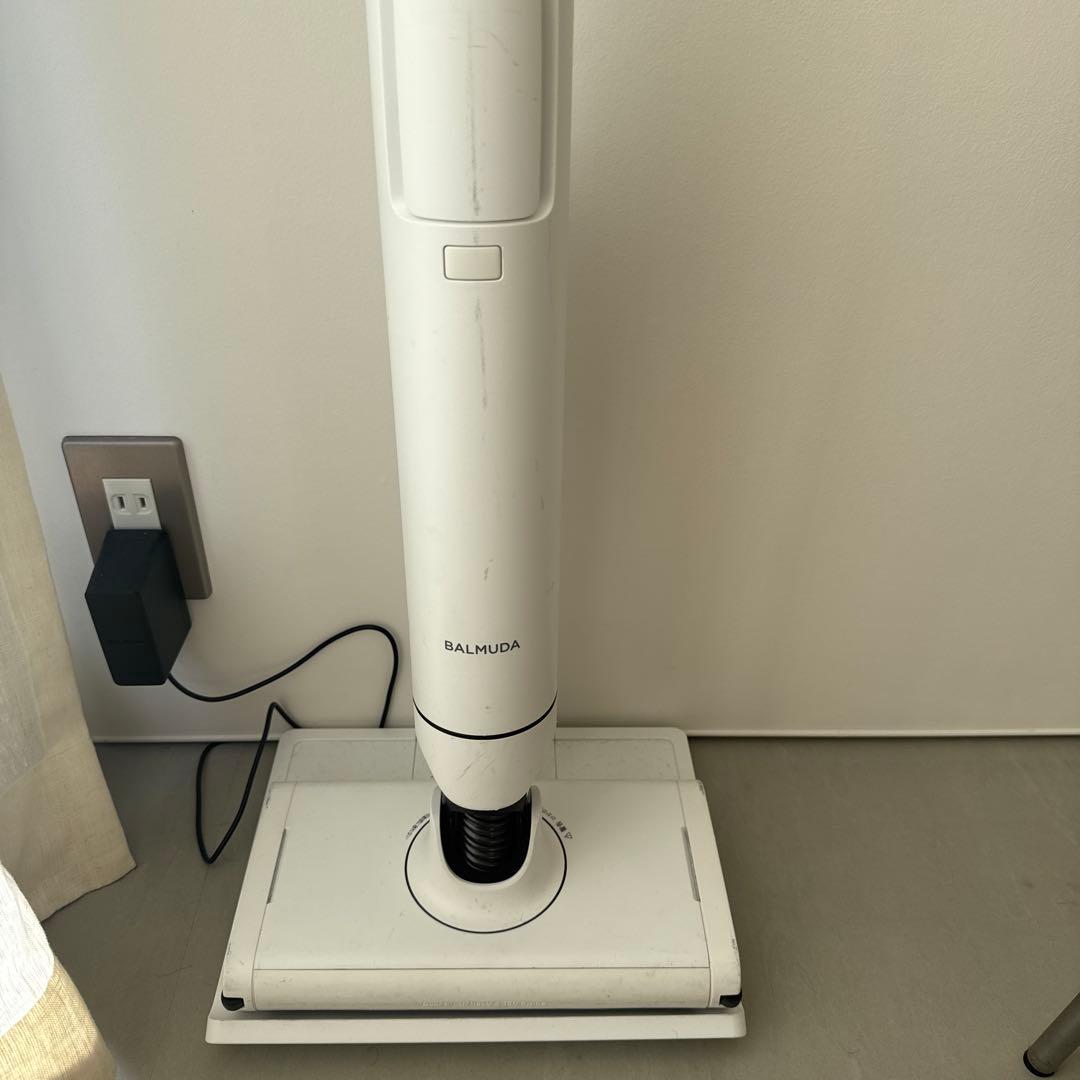 BALMUDA スティッククリーナー ホワイト