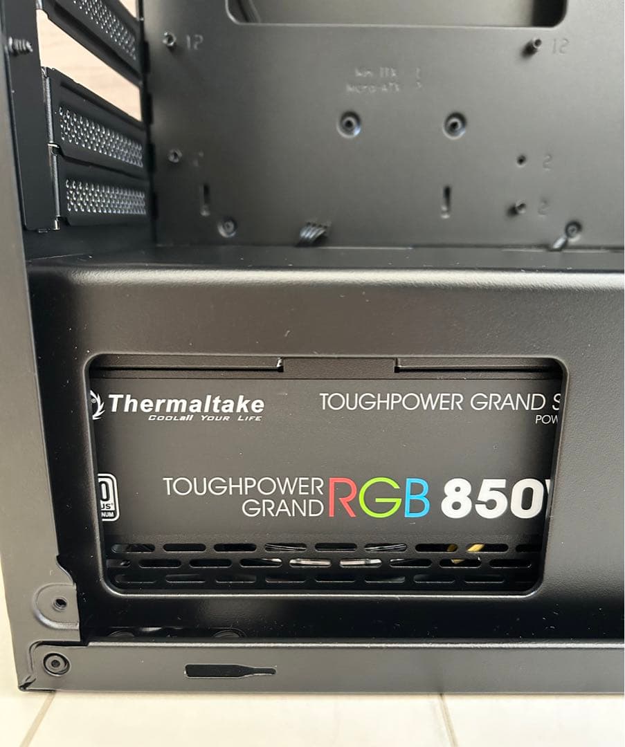 Thermaltake PCケース RGB 850W 80PLUS Gold電源