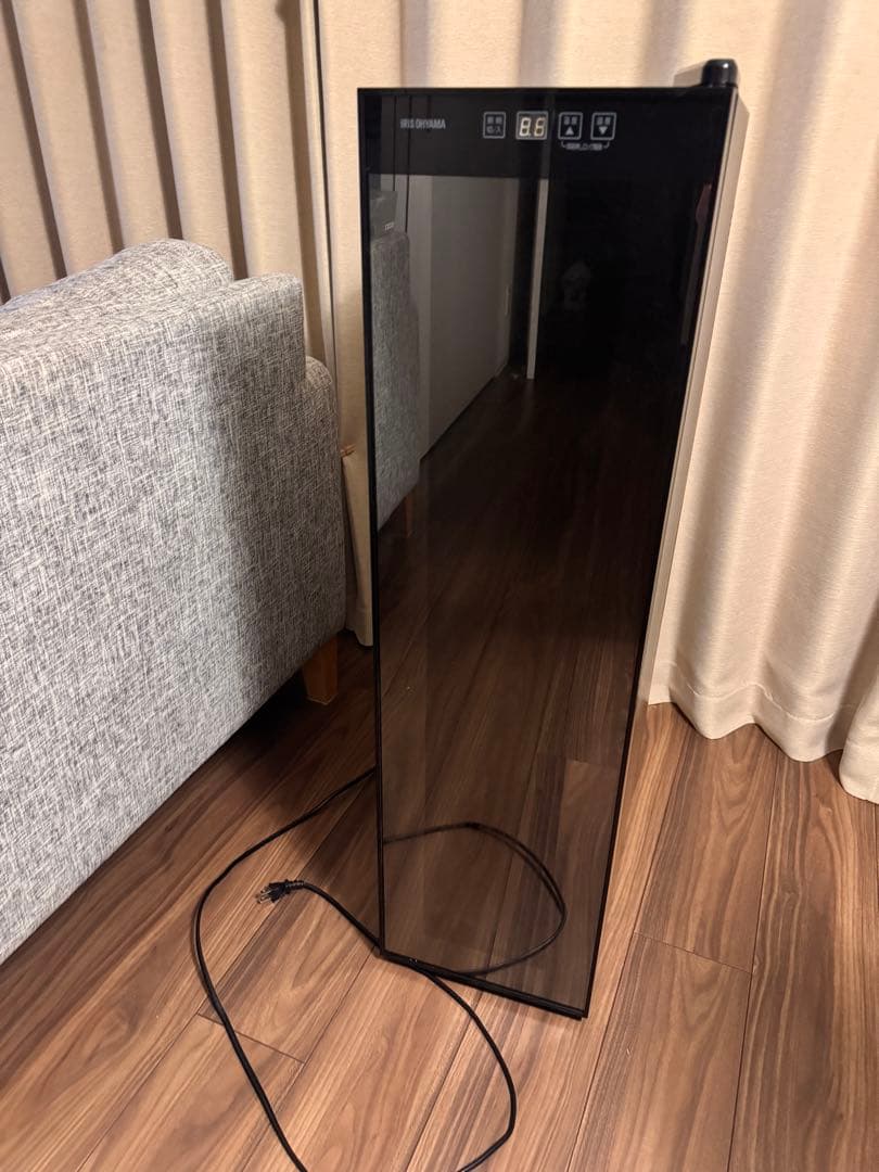 アイリスオーヤマ ワインセラー 18本収納 ペルチェ式 動作確認済み