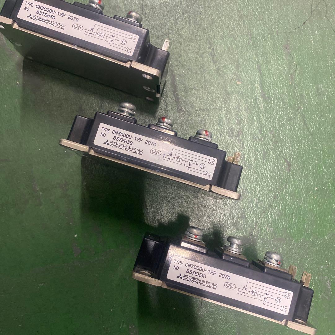 三菱電機製　IGBT モジュール　CM300DU-12F 3個