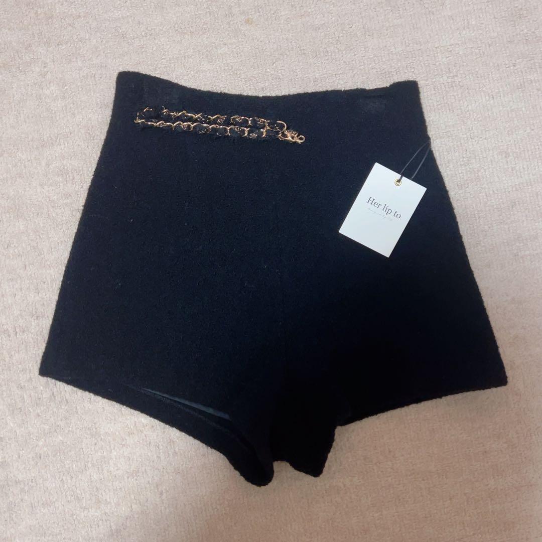 パンツ Herlipto Chain Boucle Shorts