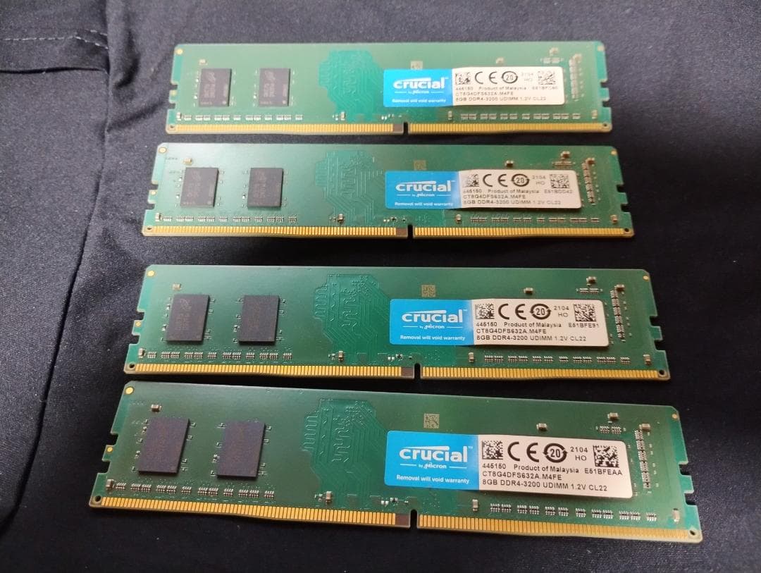 Crucial 8GB DDR4-3200 メモリ 4枚セット
