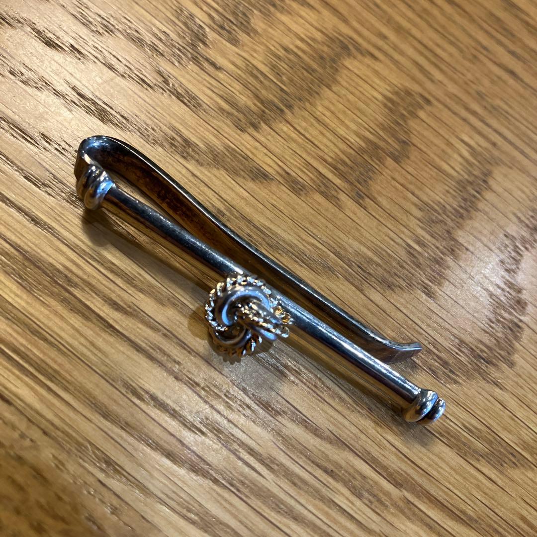 【ティファニー】ネクタイピン　ツイストノット　シルバー　ゴールド　メンズ
