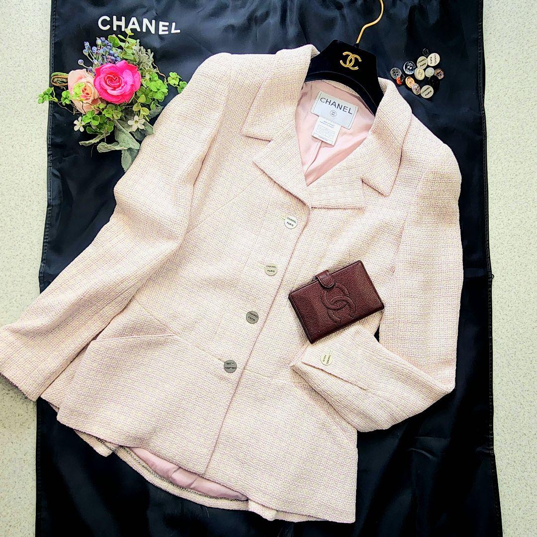 【極上美品】CHANEL 00C ツィードジャケットロゴ ボタン ペプラム