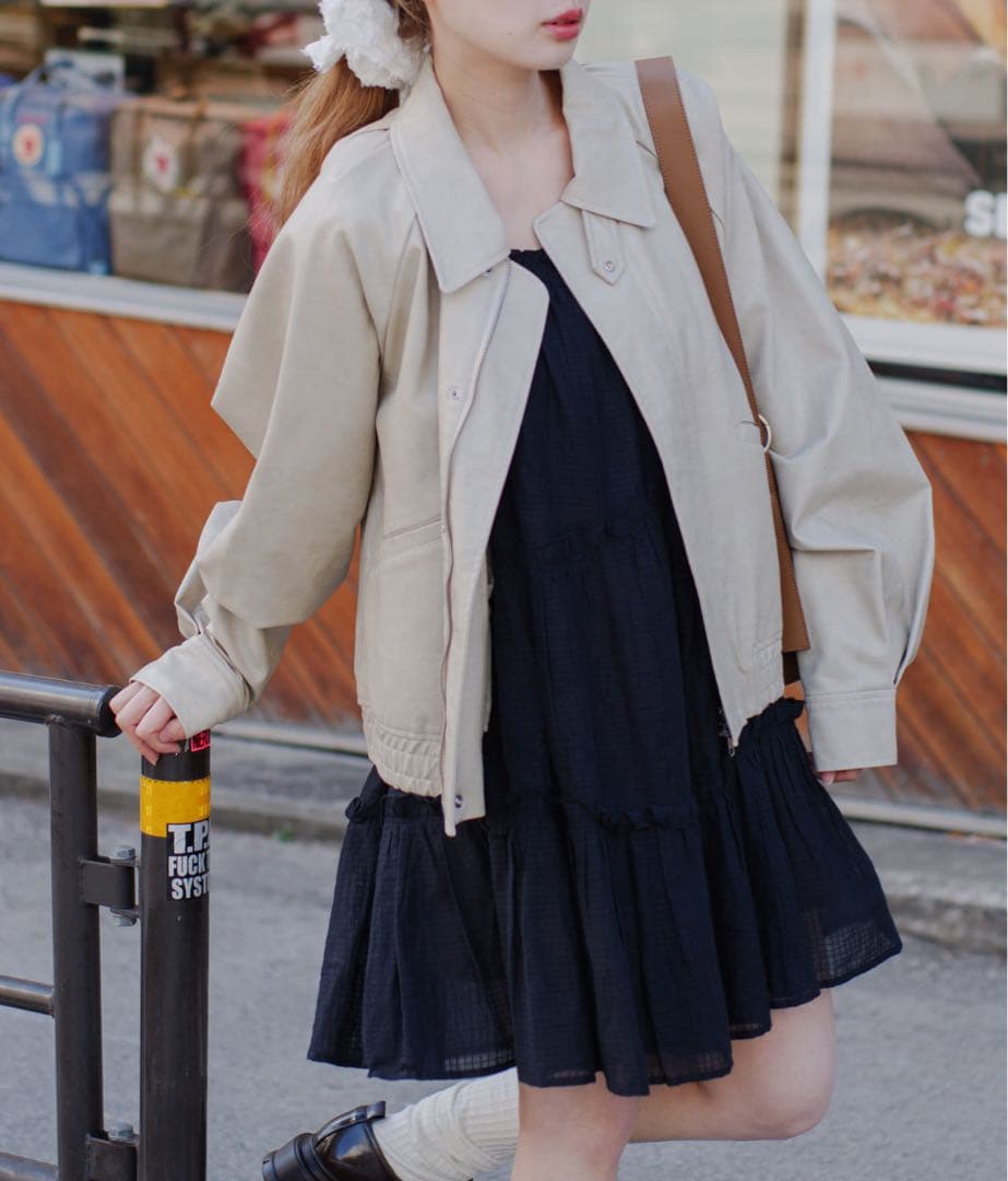 Kastane フェイクレザーショートブルゾン カスタネ アイボリー