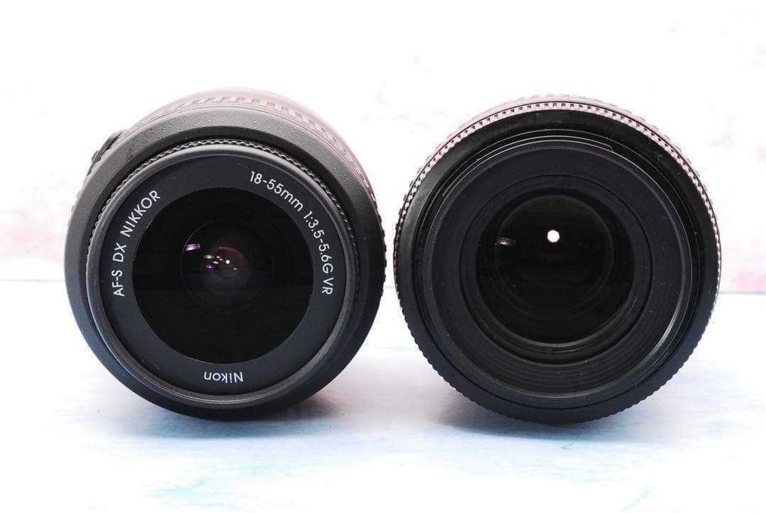 Nikon D3000☆手ぶれ補正Wレンズ☆一眼レフカメラ☆実用品☆
