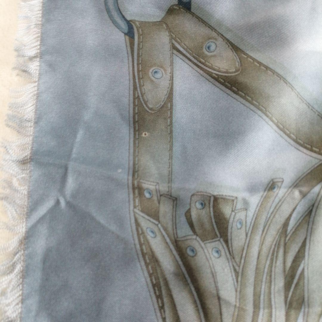 美品 GUCCI グッチ ストール スカーフ カレ ロゴ シルク グレー