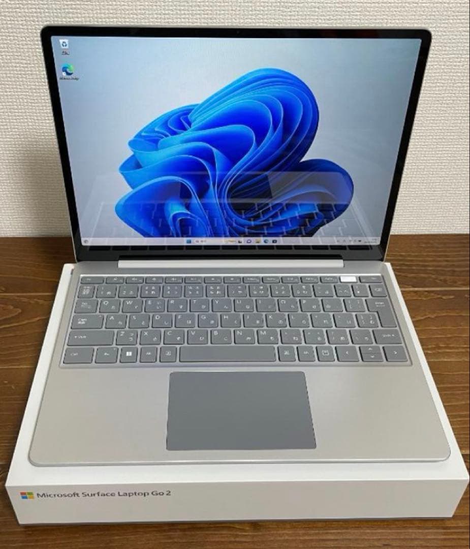 Surface Laptop Go 2 8QC-00015 Office無し