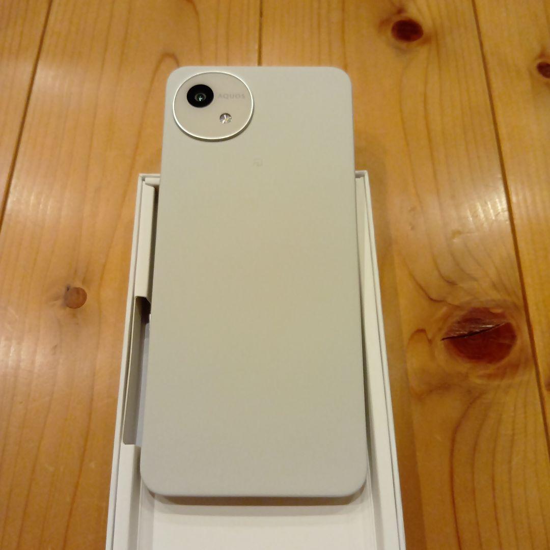 AQUOS wish 5 SH-52F ホワイト 本体
