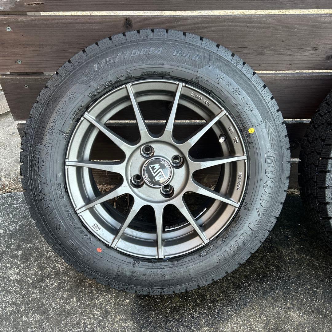 フィアットに使用　 175/65 R14 ホイール&スタッドレスタイヤ4本セット