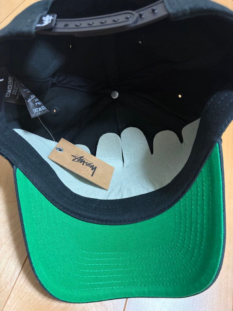 ステューシーMID DEPTHキャップブラック