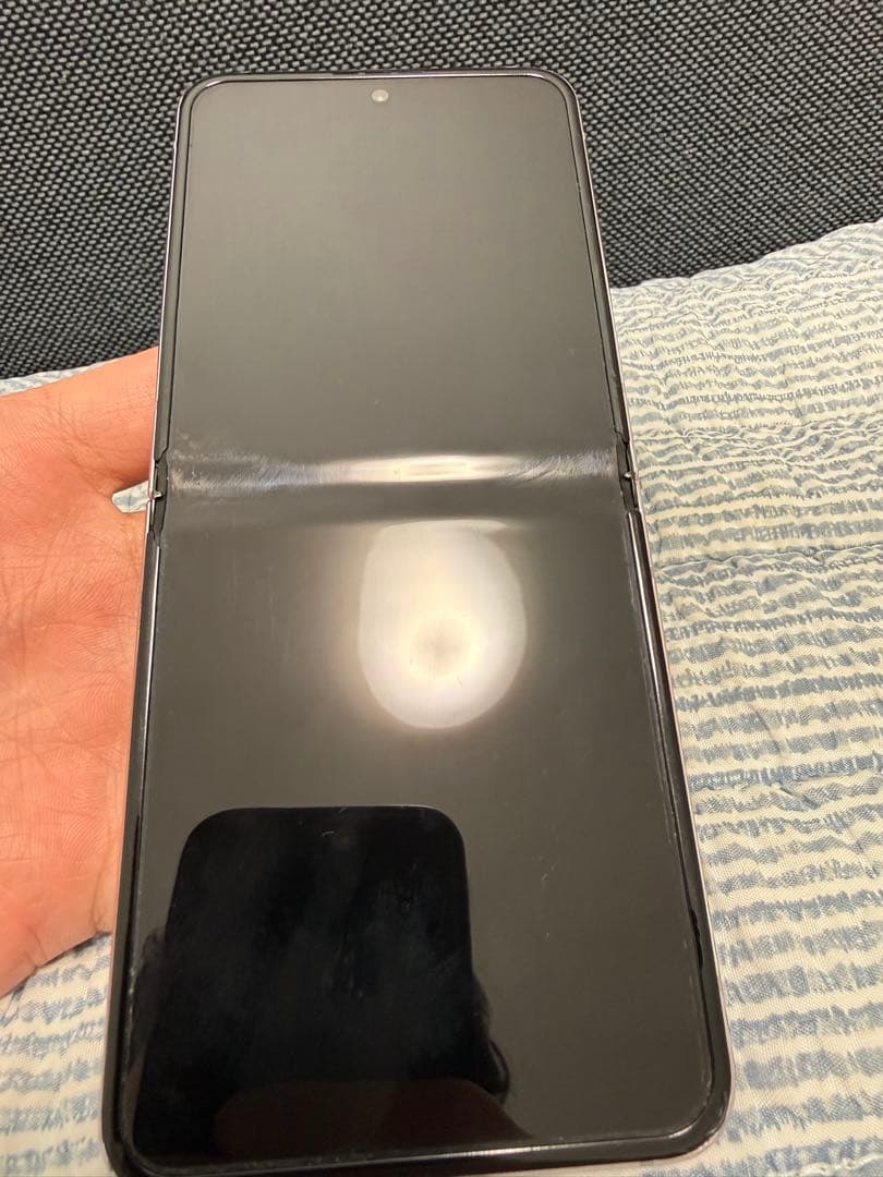 じ*ん様 [オークション]Galaxy Z Flip 5 256GBラベンダーS
