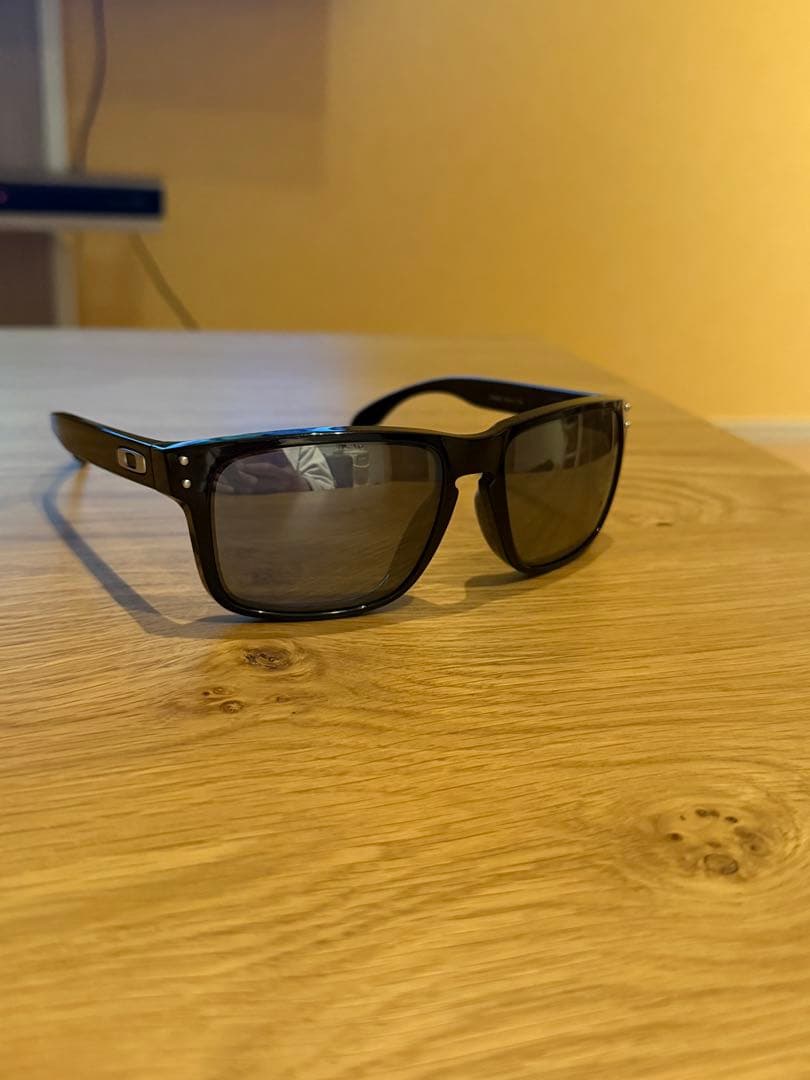 Oakley ホルブルック　サングラス